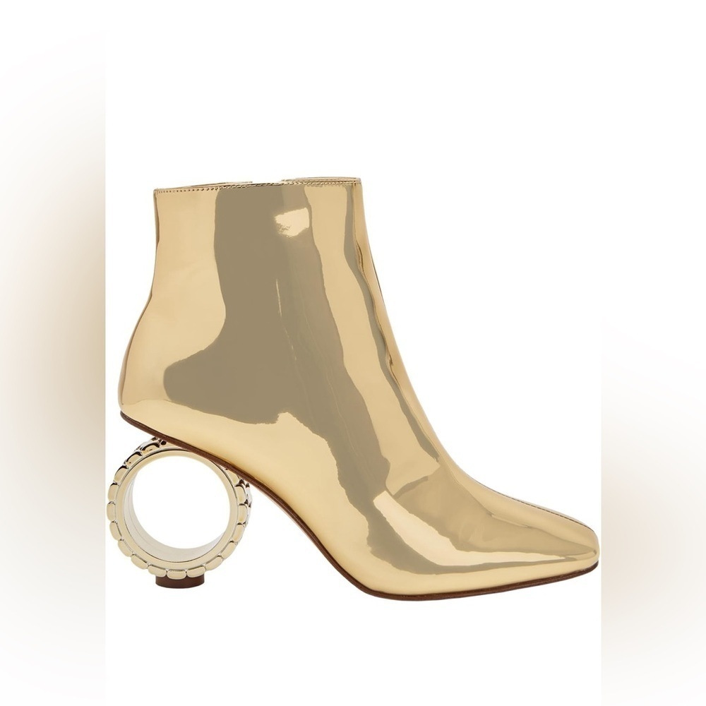 Katy Perry Linksy Gold Ankle Boots – A Bold Statement! ✨